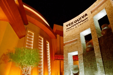 Vee quiva casino restaurants